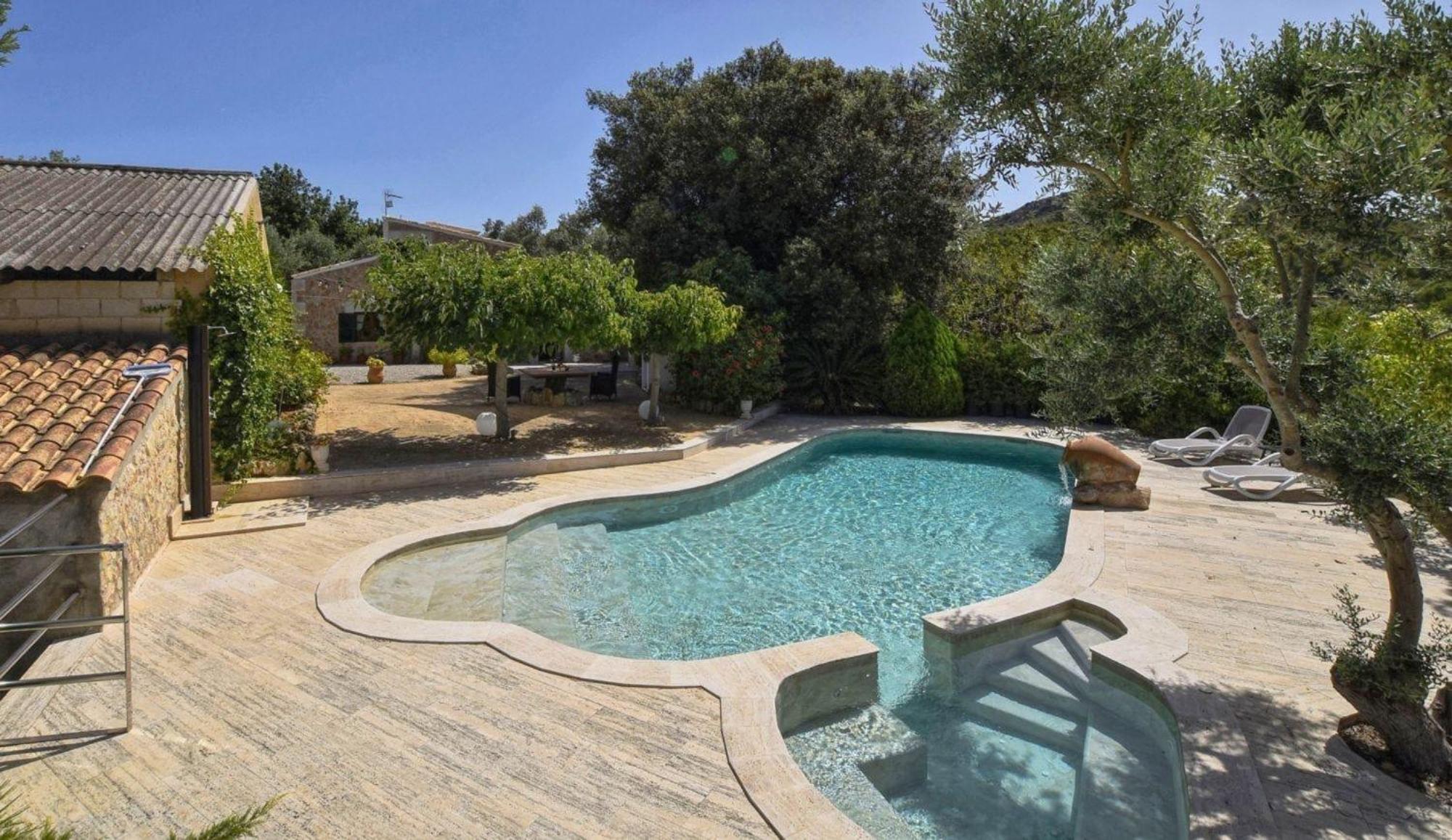 Romantisches Mit Jacuzzi Im Freien Holiday home